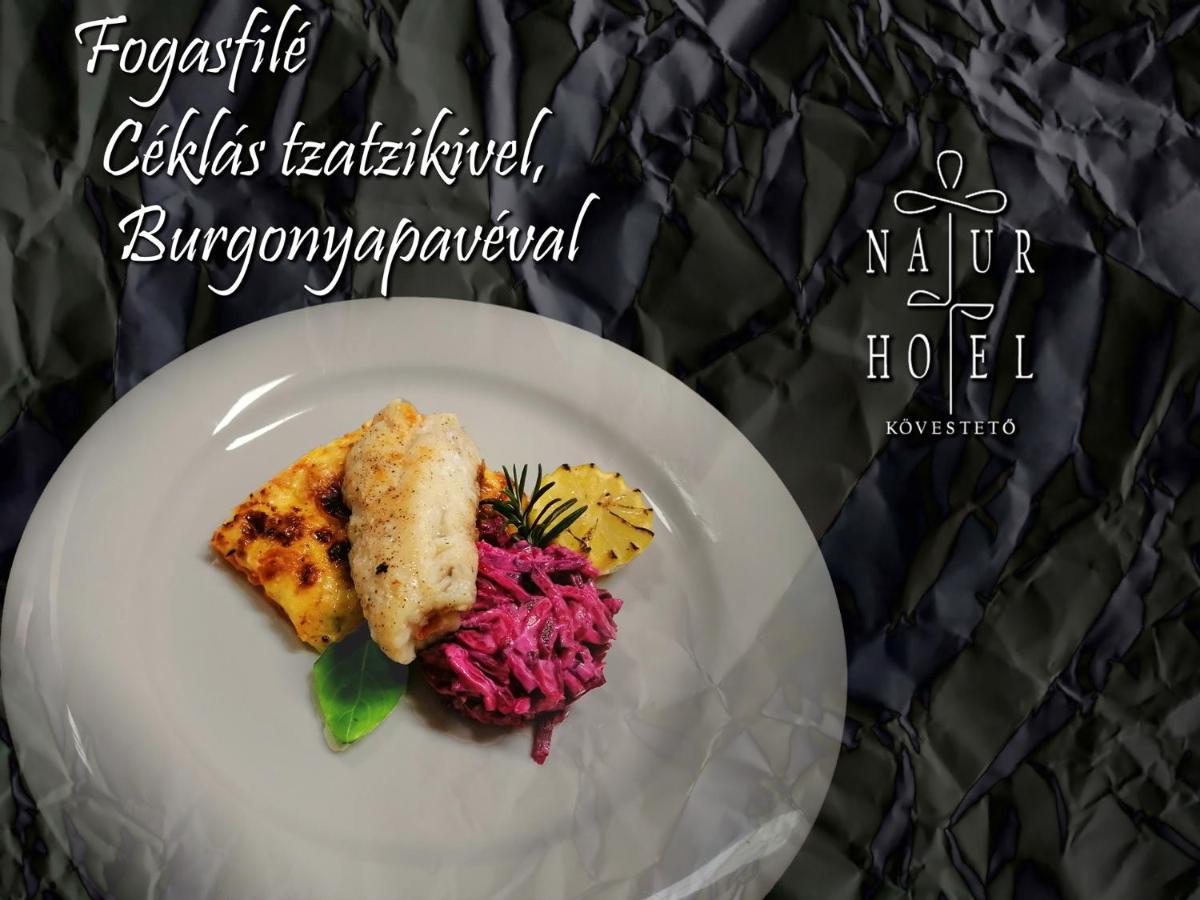 Natur Hotel Koevesteto Hosszuheteny Buitenkant foto